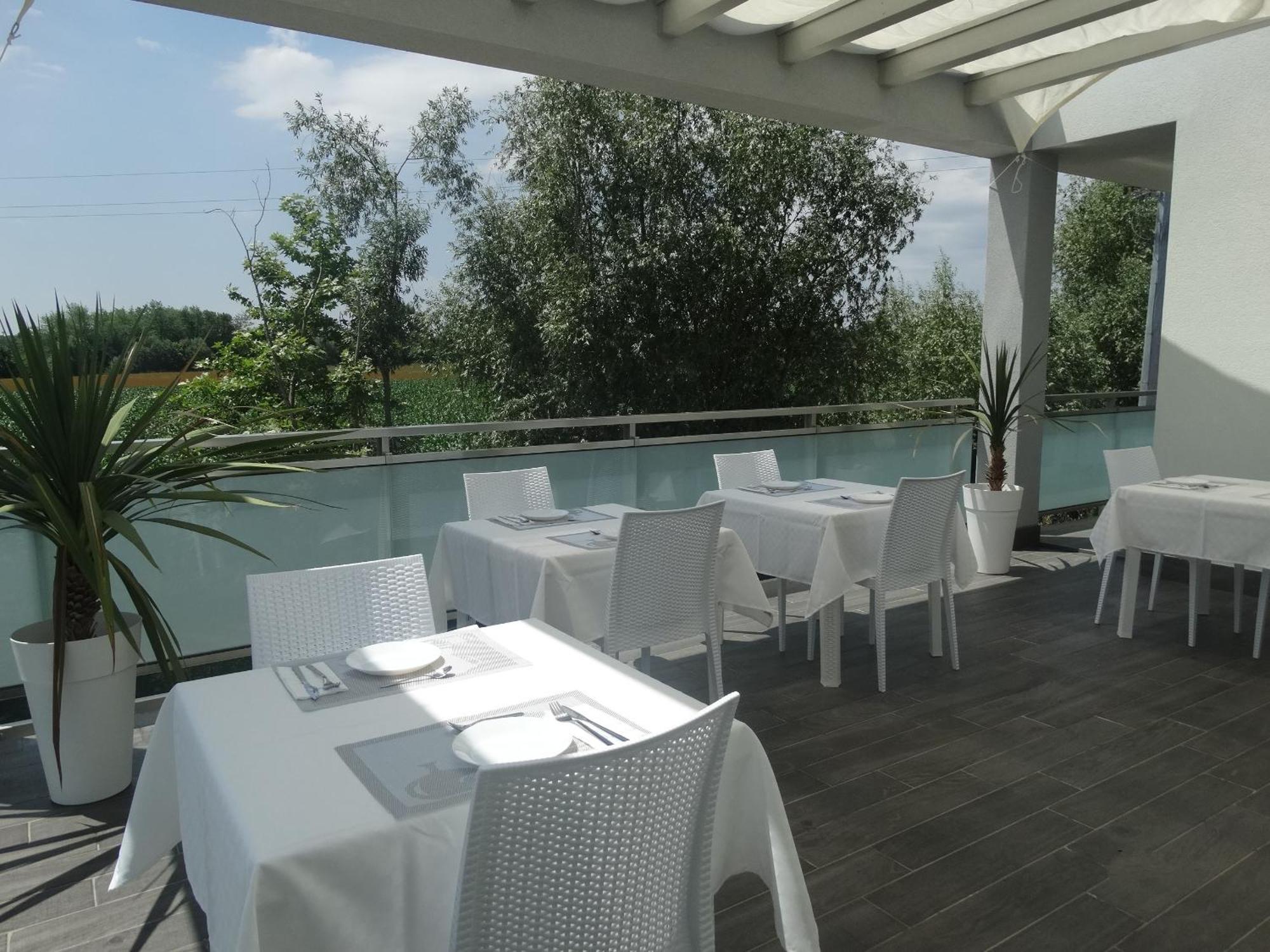 B&B Villa Del Lago Desenzano del Garda Eksteriør billede